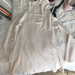 cream hooded top!